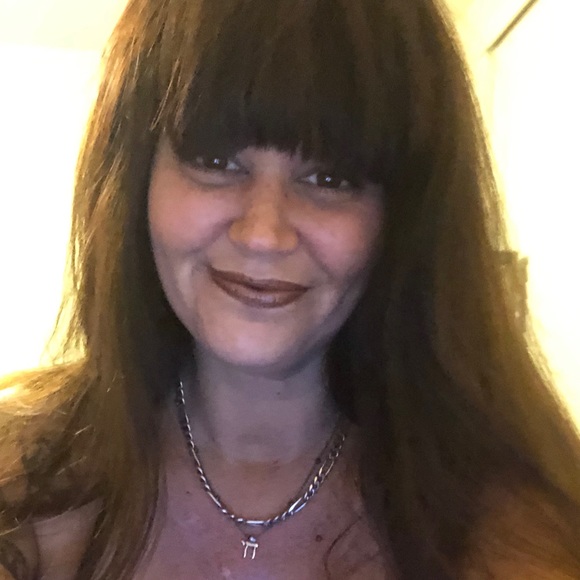 !💕posh ambassador💕Adrienne - Picture 8 of 12